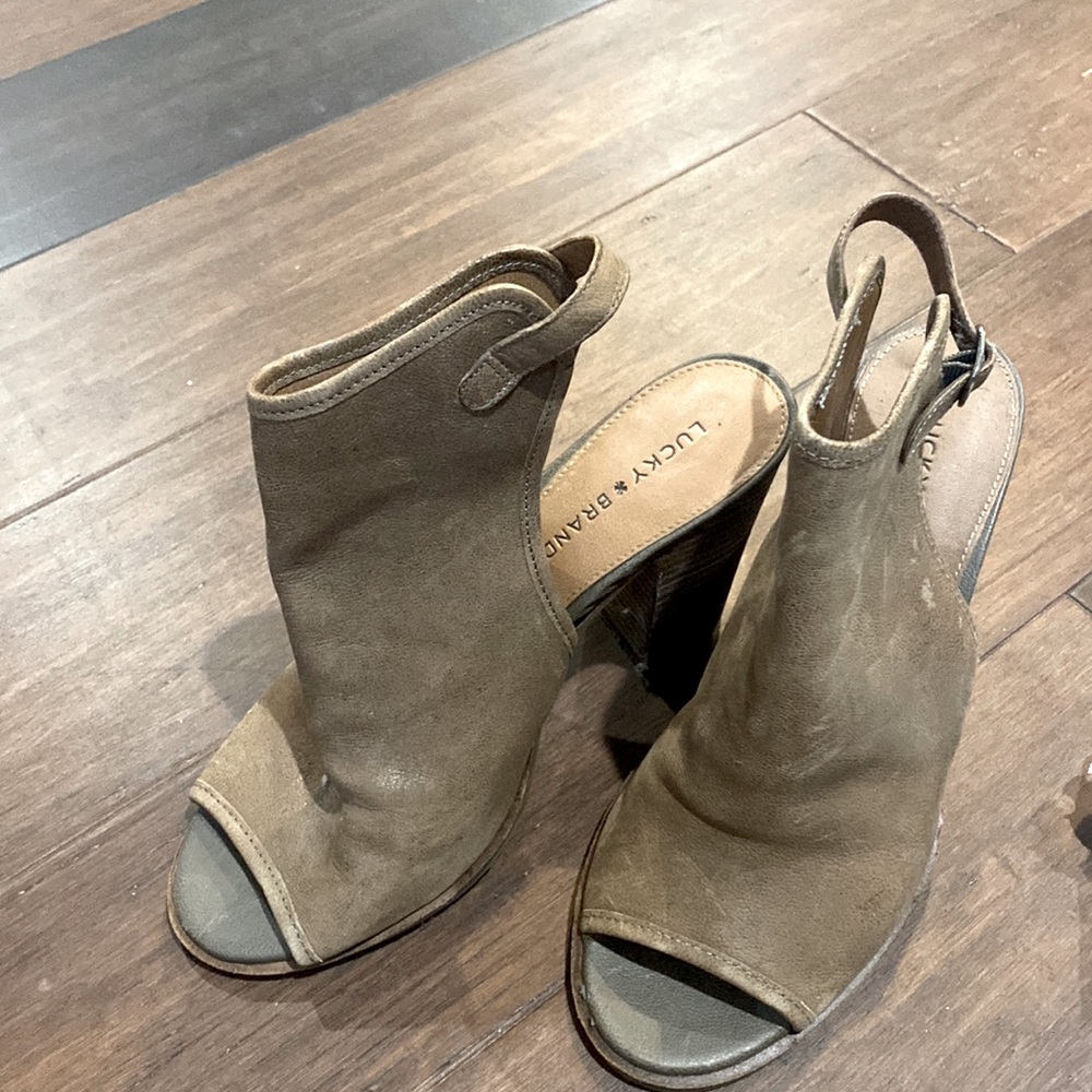 Sz 8 lucky brand open toe heeled booties